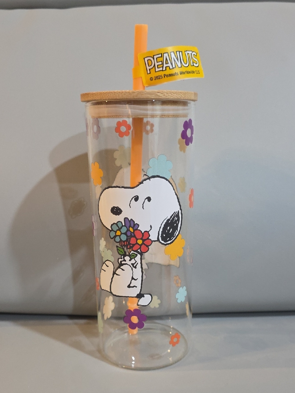 Peanuts Snoopy and Flowers Glass Tumbler With Straw And Bamboo Gasketed Lid NWT - Picture 2 of 6